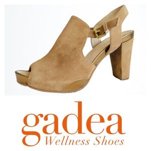 GADEA Tan Suede Open Toe Platform Sandals Size 39